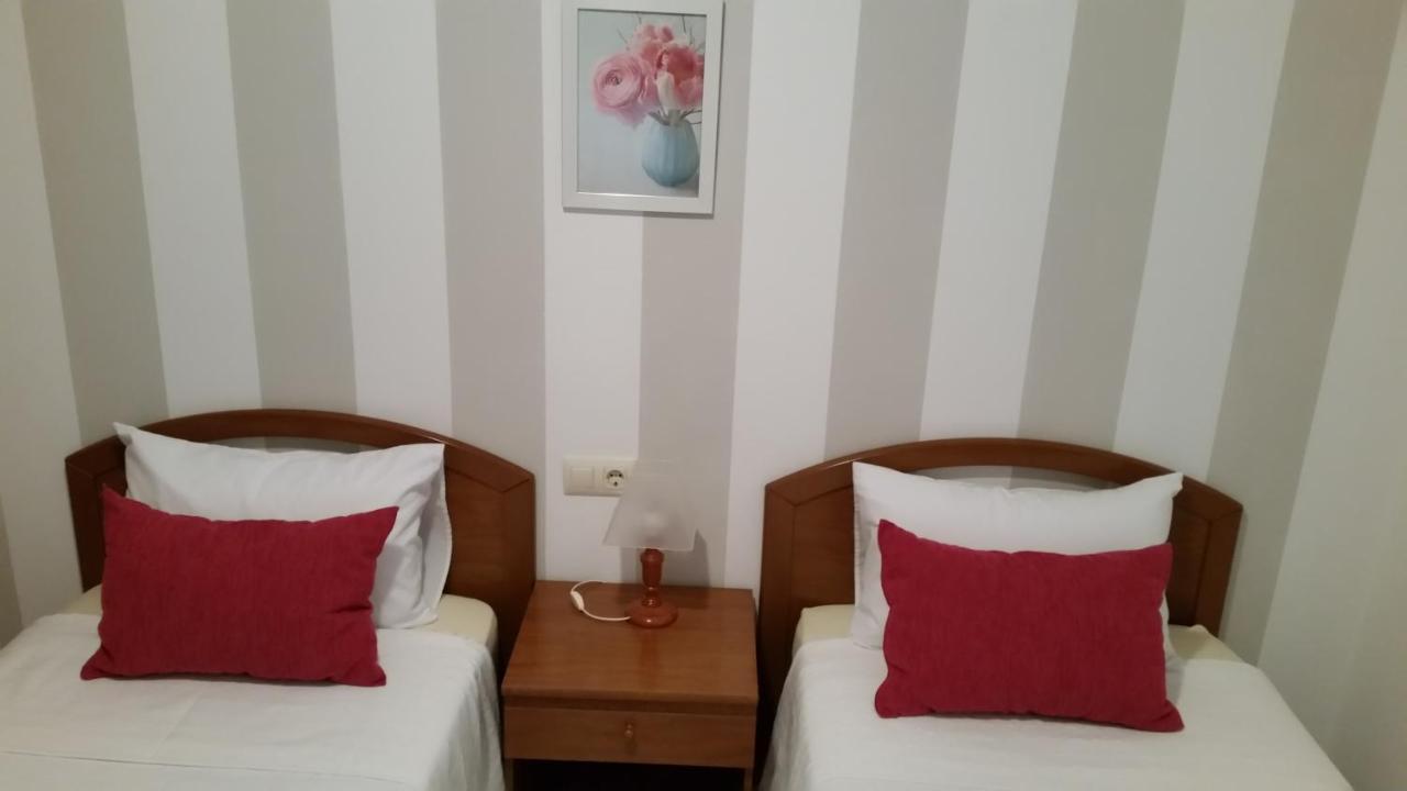 Apartamentos Timon Puerto او غروف المظهر الخارجي الصورة
